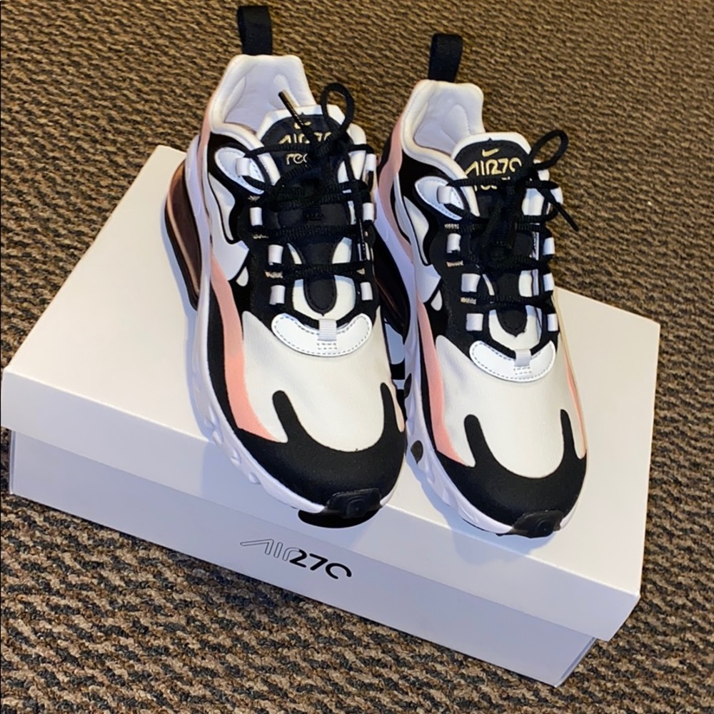 Air Max 270 React